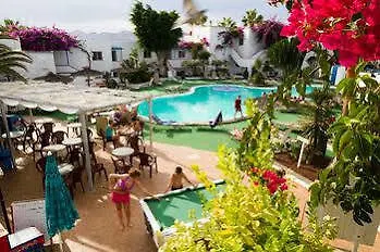 מלון דירות Parque Tropical En Lanzarote 2*