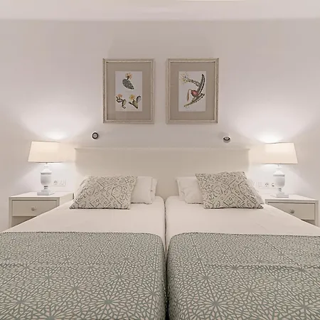 Parque Tropical En Lanzarote 아파트호텔