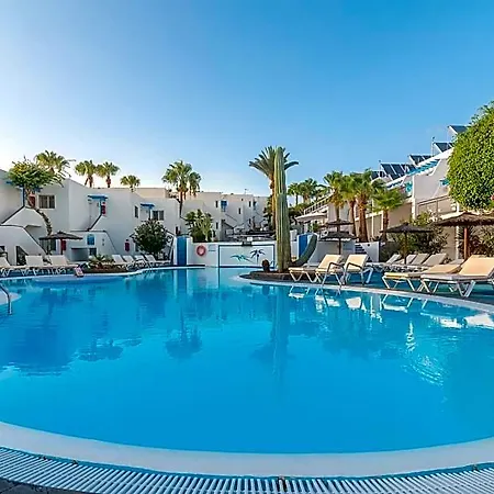 Parque Tropical En Lanzarote 2*