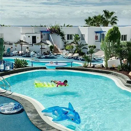 Parque Tropical En Lanzarote Apart Otel