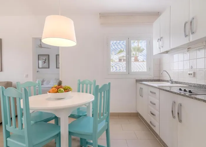 아파트호텔 Parque Tropical En Lanzarote 2*