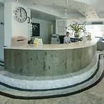 Aparthotel Parque Tropical En Lanzarote 2*
