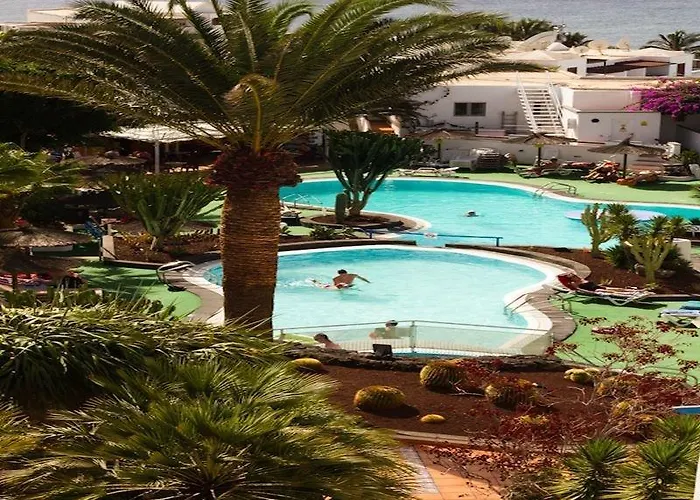 Parque Tropical En Lanzarote Пуэрто дель Кармен